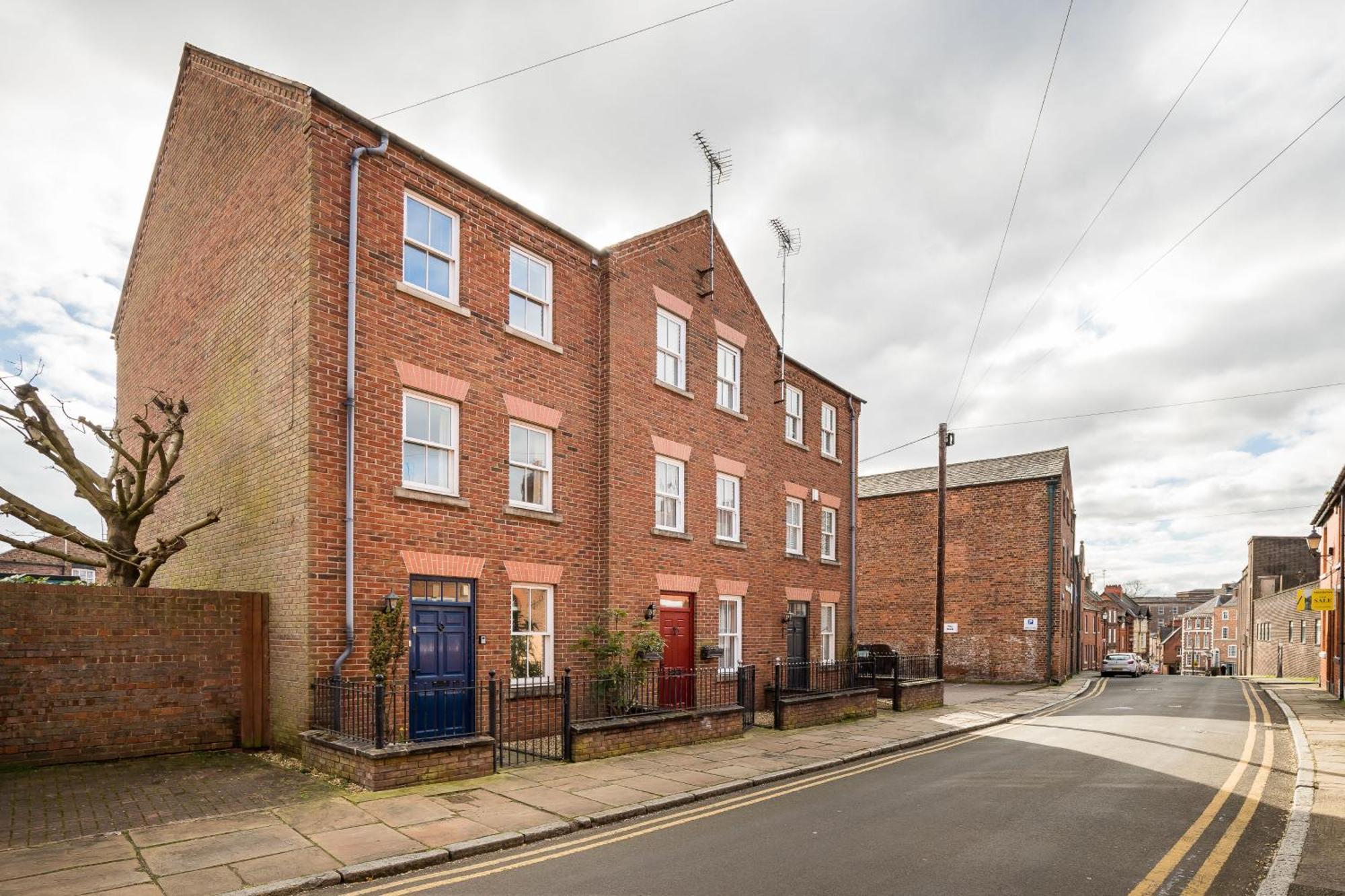 Spacious, 3 Bed House For 6 In Central Chester Hotel Bagian luar foto